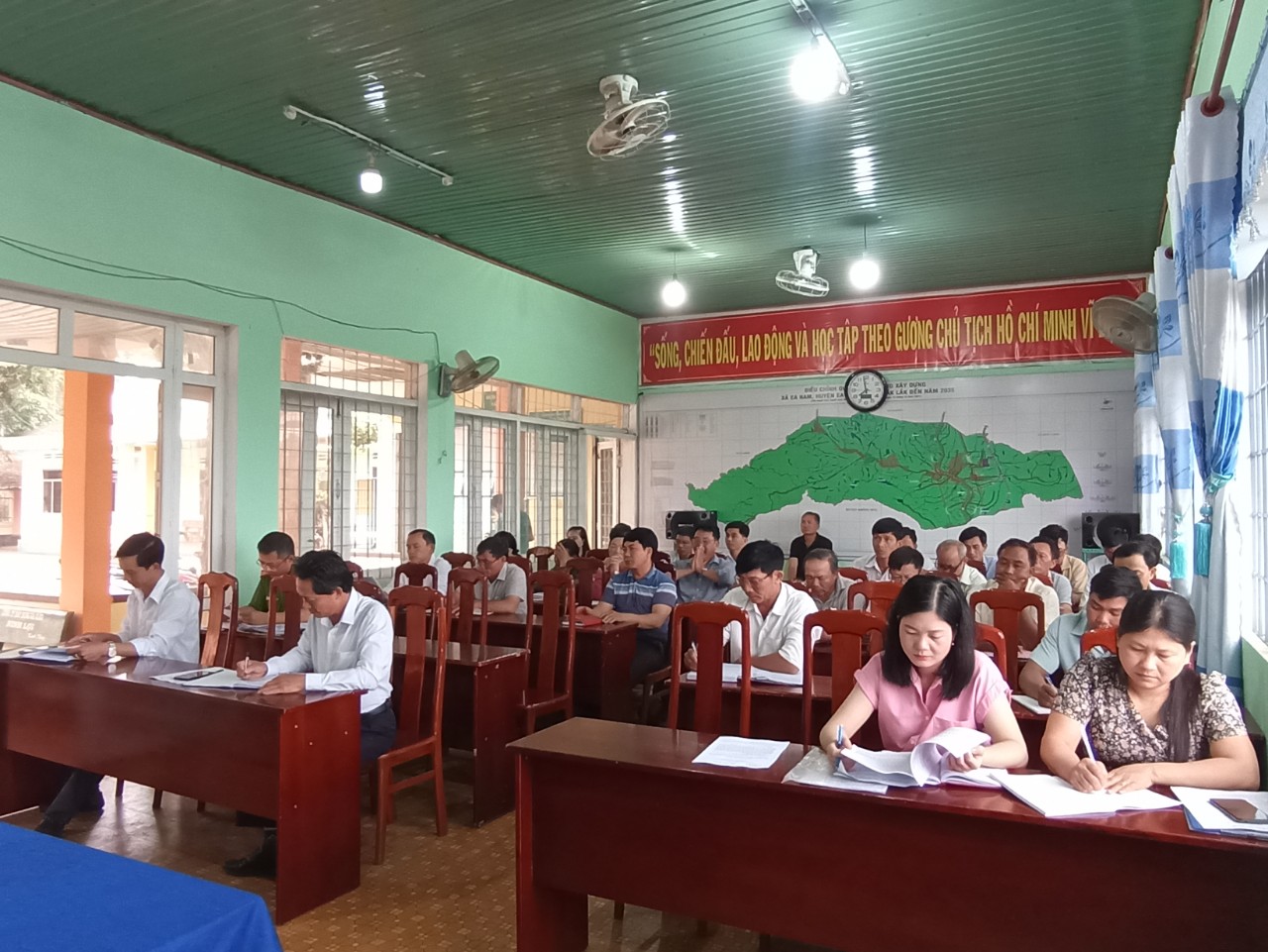 Xã Ea Nam: Hội nghị sơ kết quý 1 và triển khai phương hướng, nhiệm vụ quý 2 năm 2024